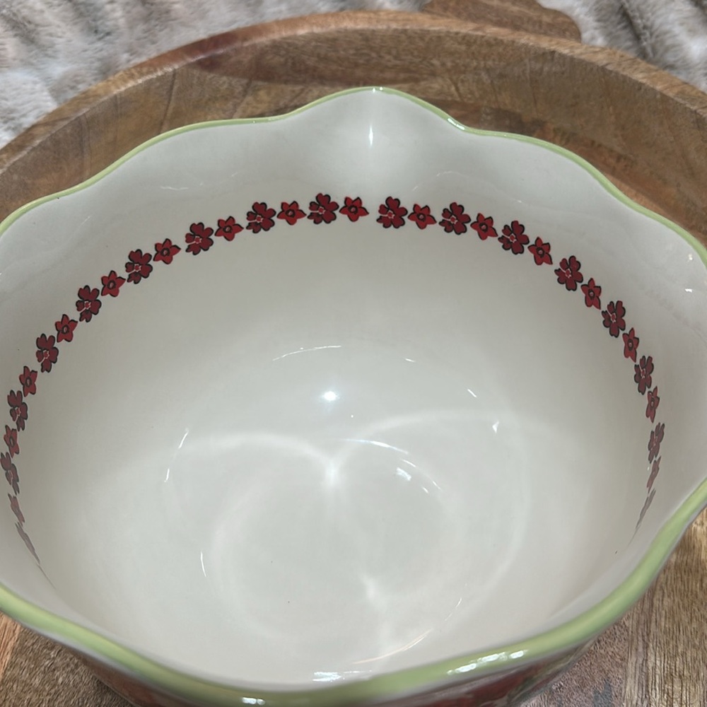 The Pioneer Woman Classic Charm Batter Bowl - Picture 4 of 7